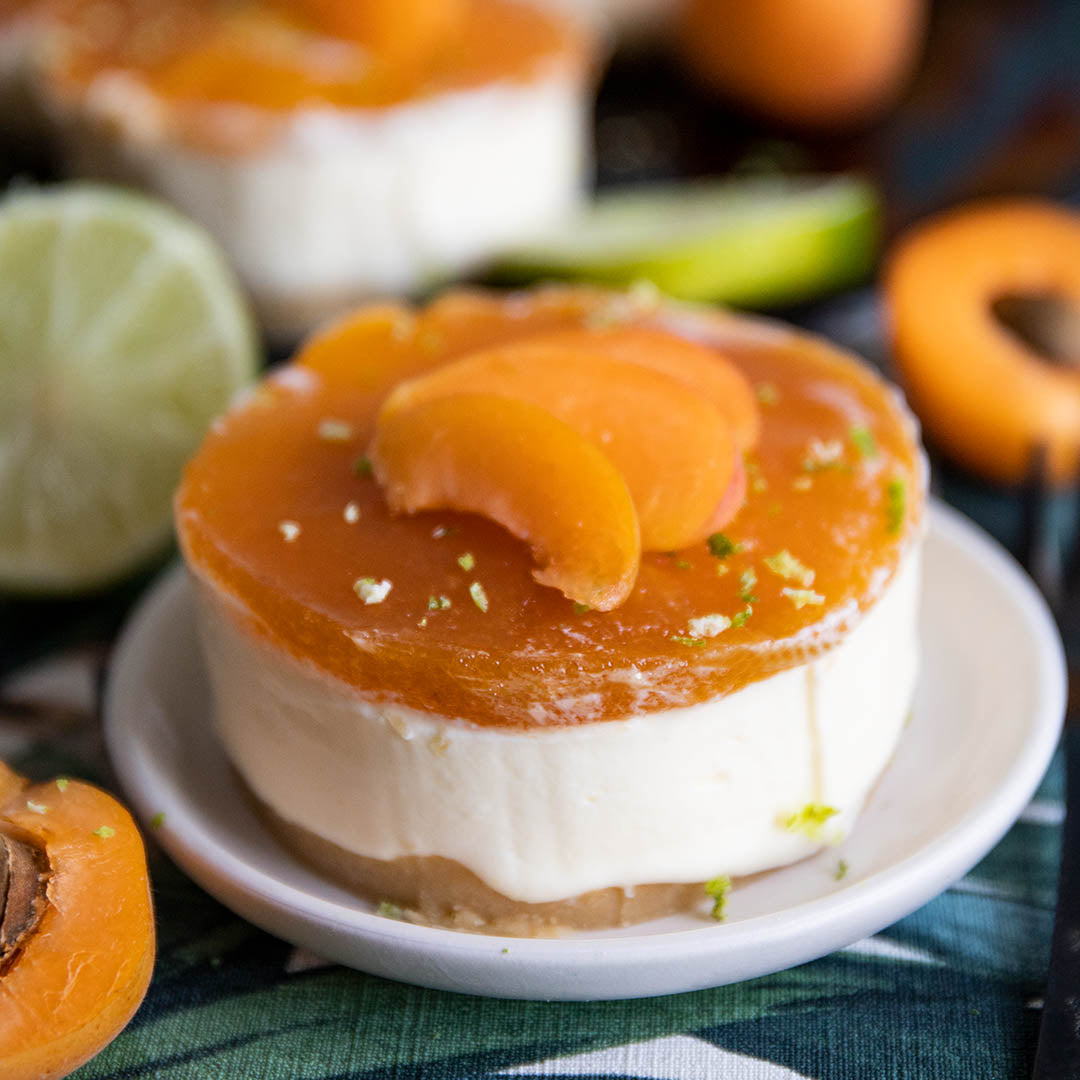 Low-Carb No Bake Pfirsich-Cheesecake-Törtchen