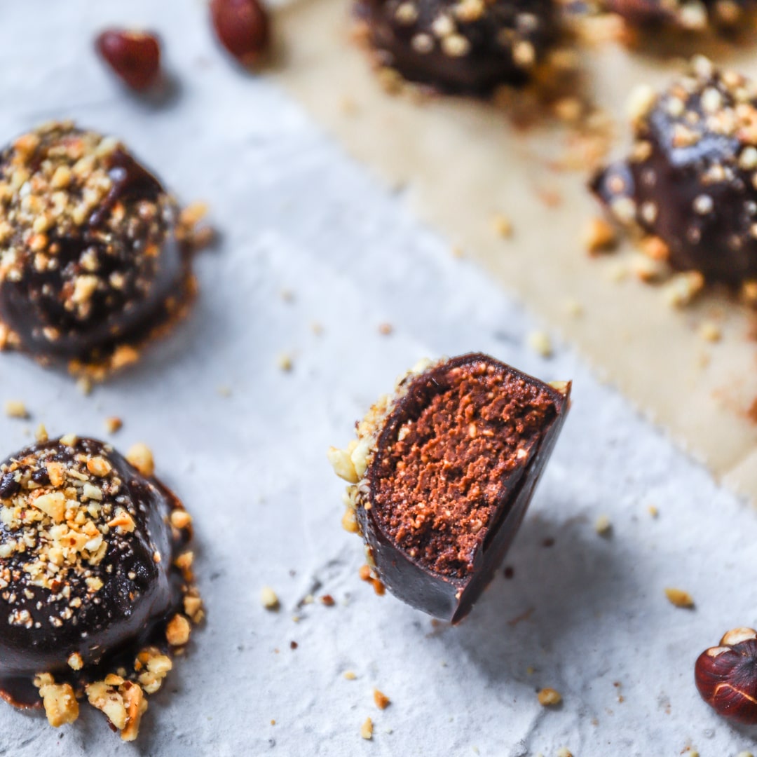 Low-Carb & Keto Haselnuss-Pralinen