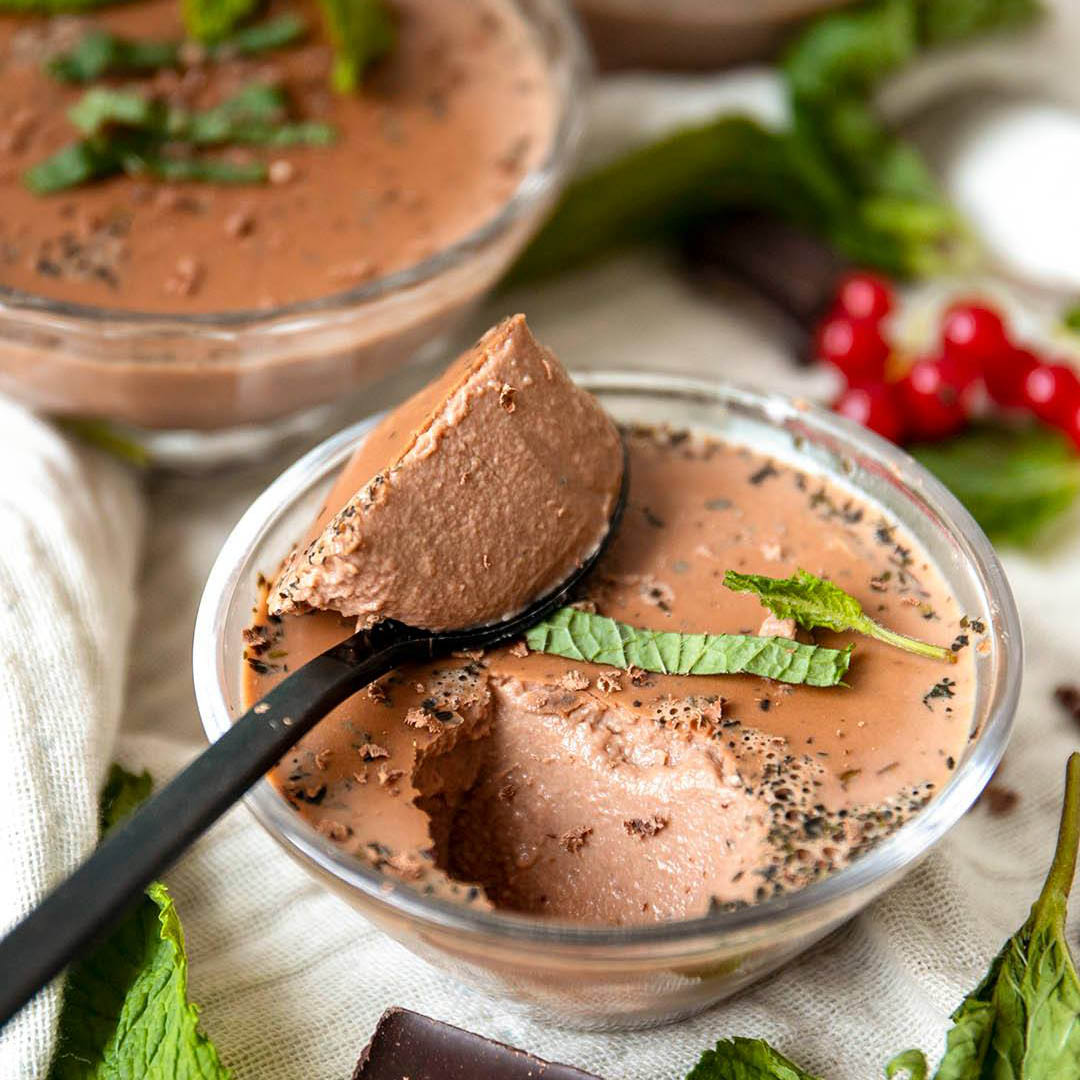 Low-Carb & Keto Schoko-Minz-Pudding