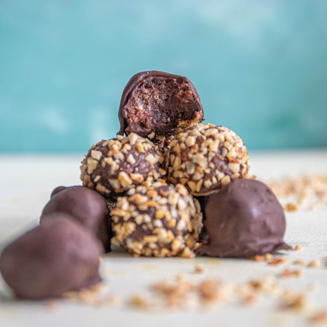 Low-Carb Schoko & Haselnuss Power Balls