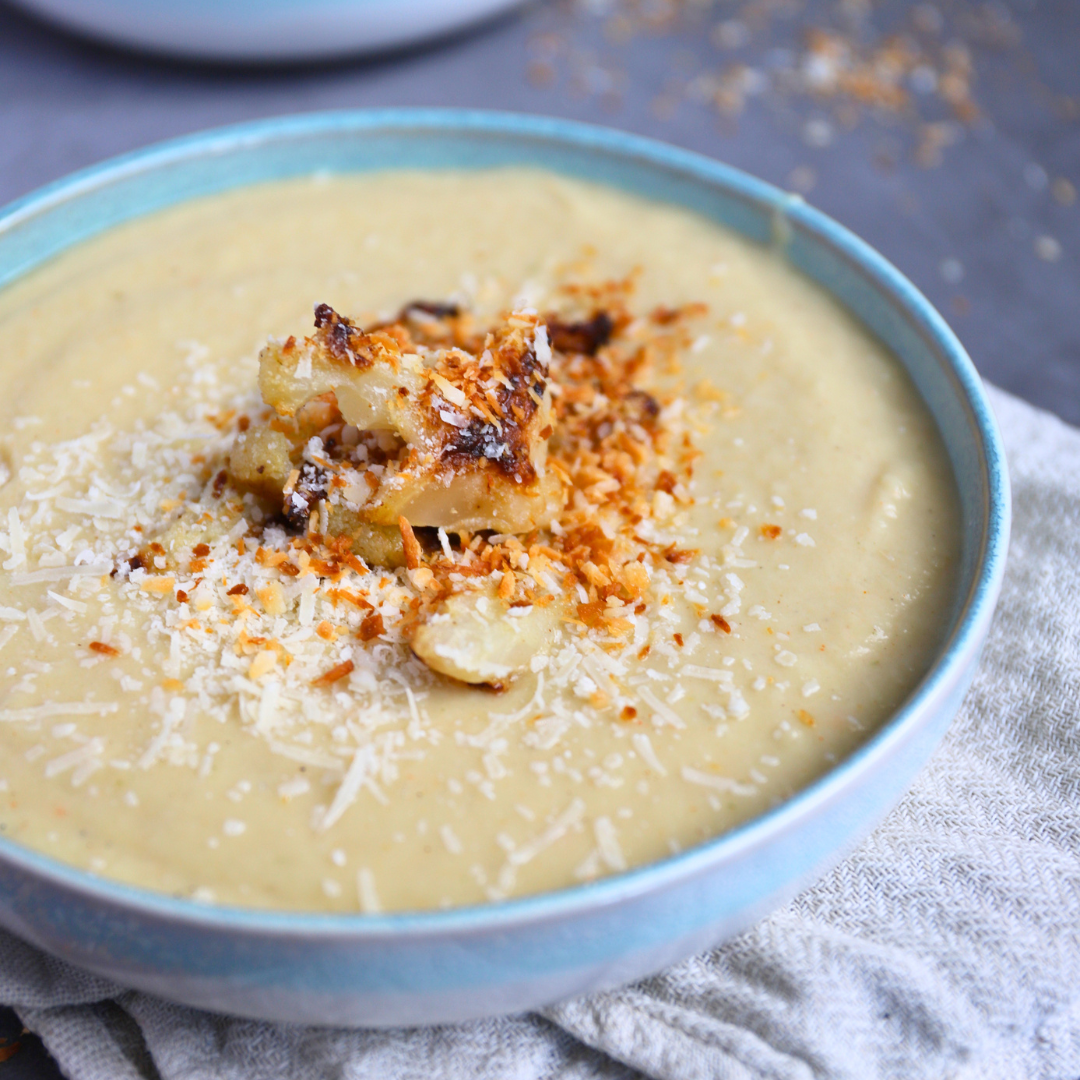 Keto Blumenkohl-Kokos-Suppe