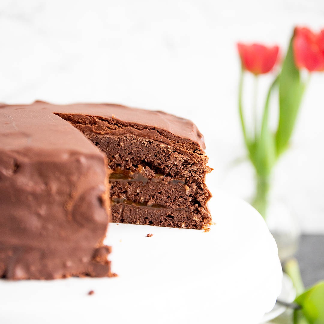 Low-Carb & Keto Sachertorte