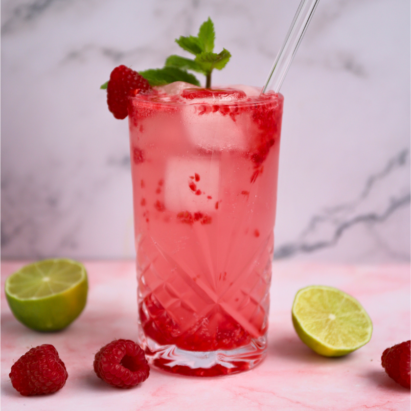 Keto-Beeren-Limo mit Mönchsfrucht