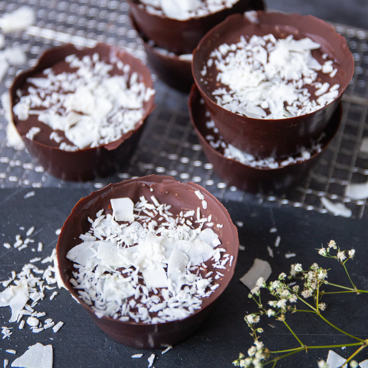 Low-Carb Kokos-Schoko-Cups