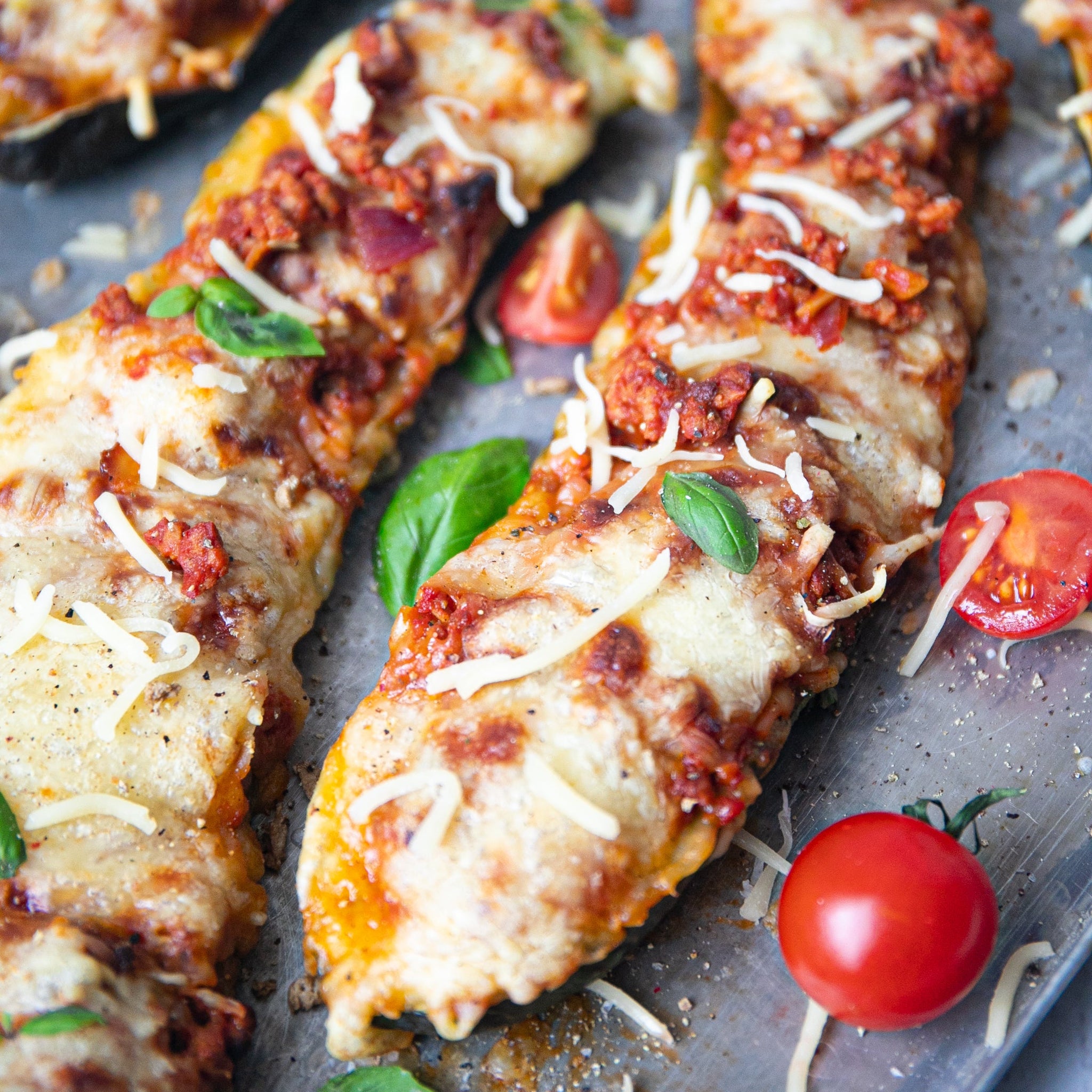 Gefüllte Zucchini mit veganem Hack - Low-Carb & Veggie