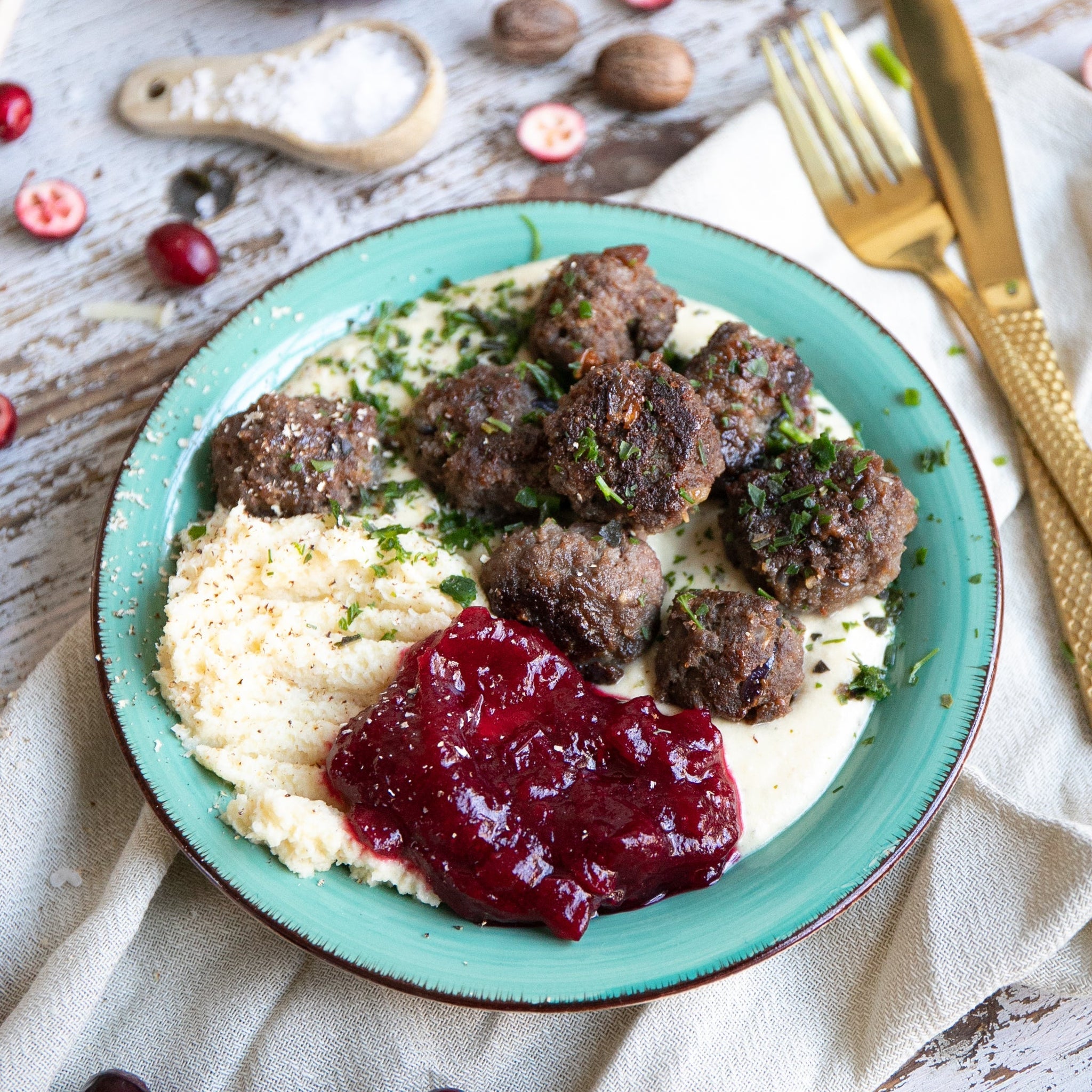 Low-Carb Köttbullar mit Rahmsauce