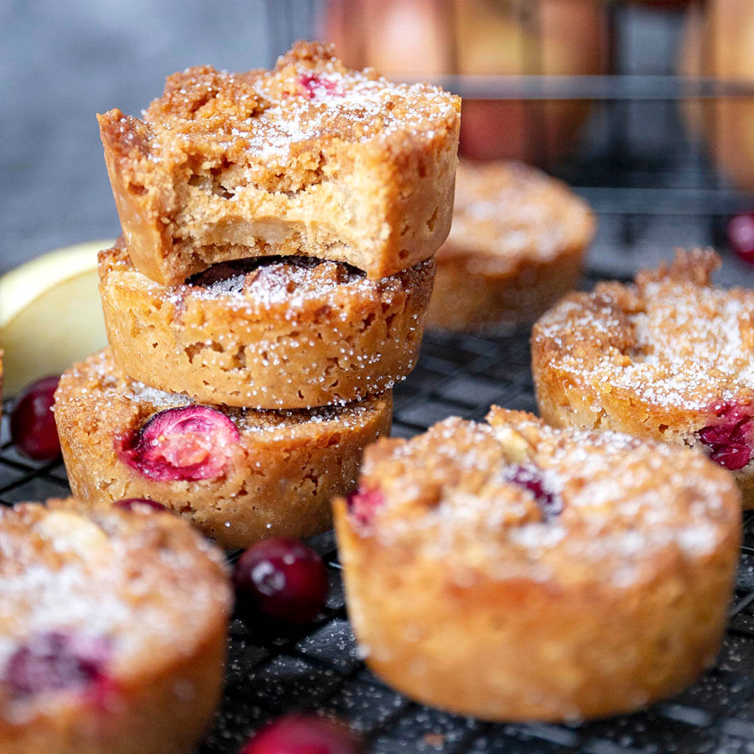Low-Carb & Keto Crumble Taler mit Apfel