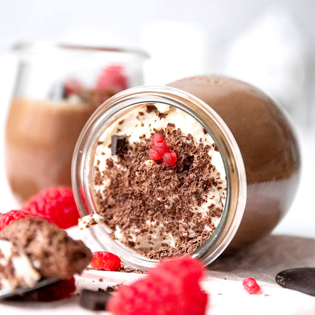 Low-Carb & Keto Mousse au Chocolat aus 2 Zutaten