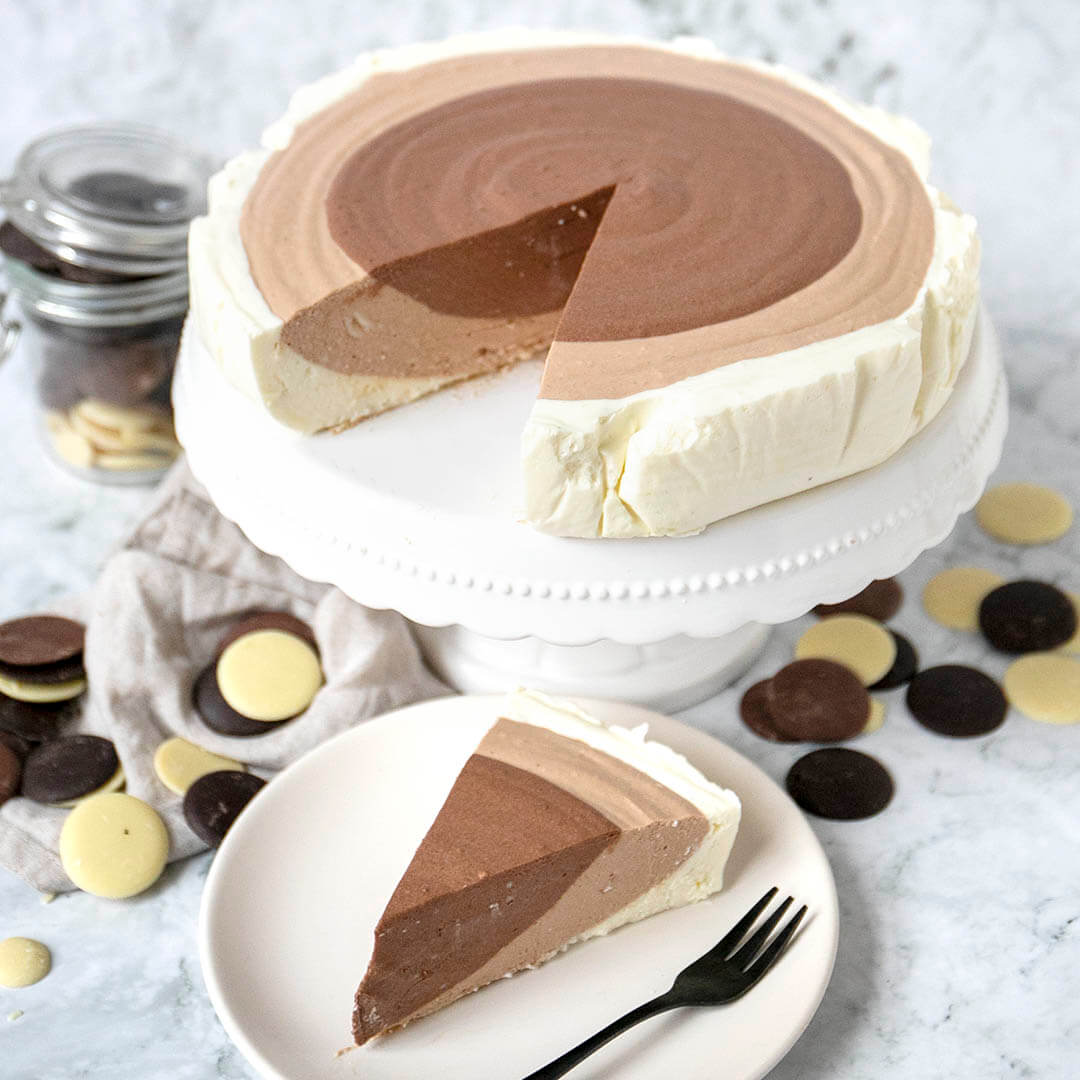 Low-Carb & Keto Triple-Schoko-Joghurt-Kuchen