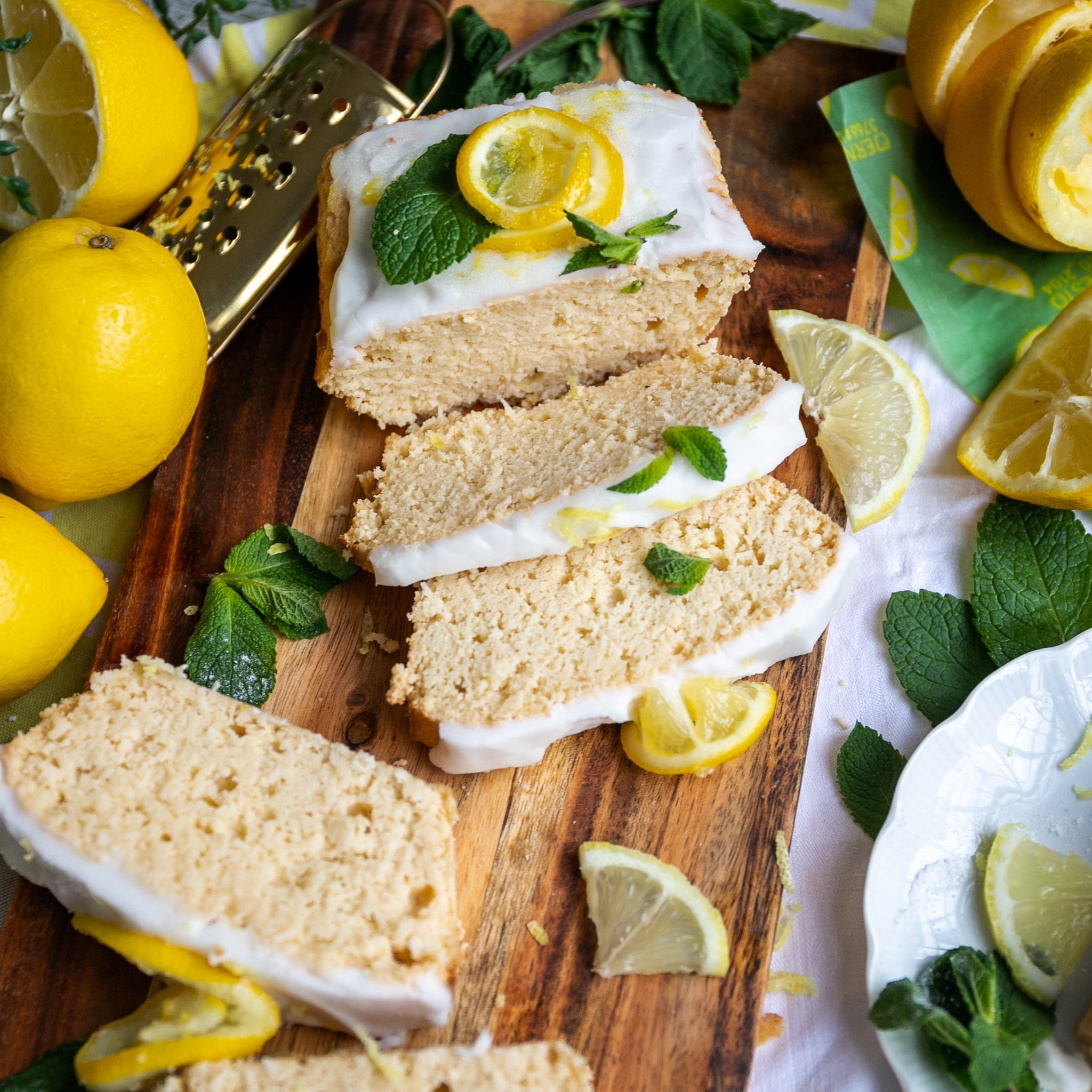 Low-Carb & Keto Zitronenkuchen