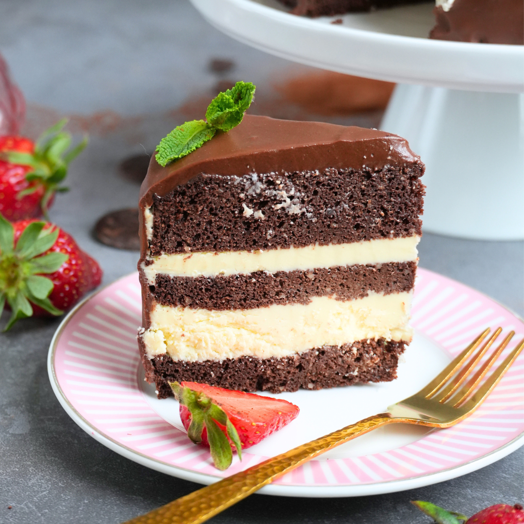 Low-Carb & Keto Schoko-Mandelcreme-Torte