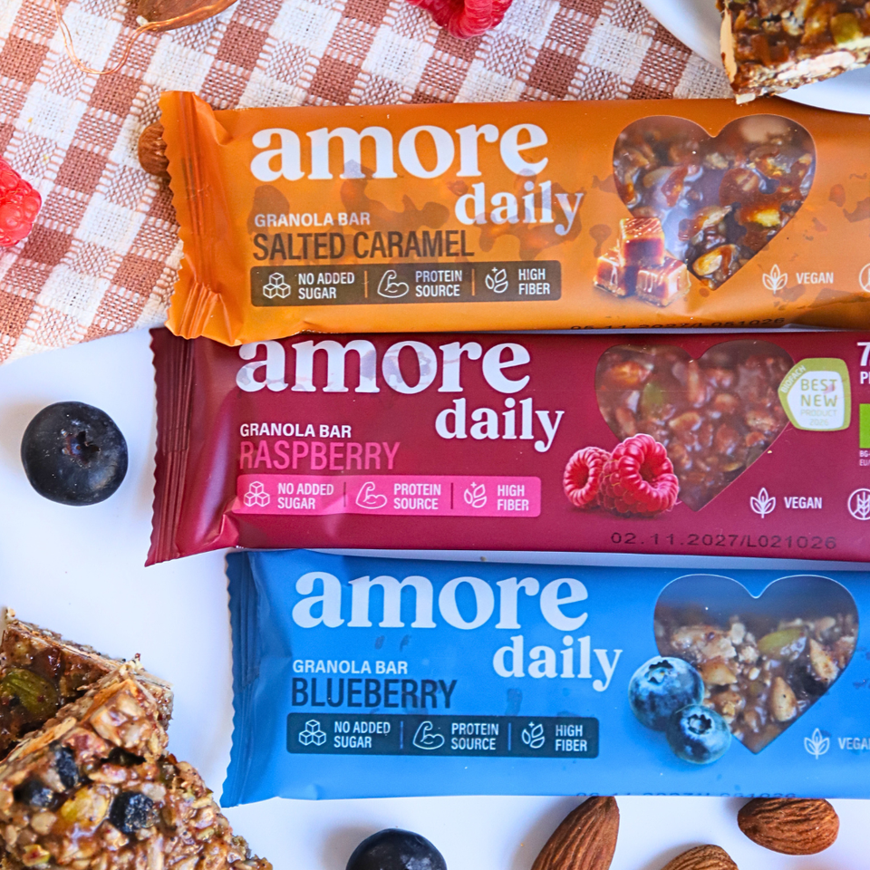Lower-Carb* Granola Bar | Blaubeere