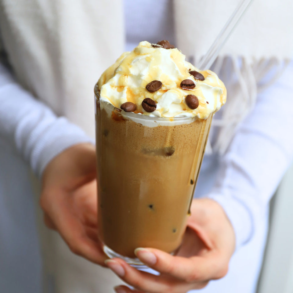 Lower-Carb* Protein Eiskaffee | Karamell
