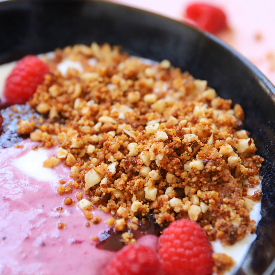 Low-Carb Nuss Topping mit Zimt
