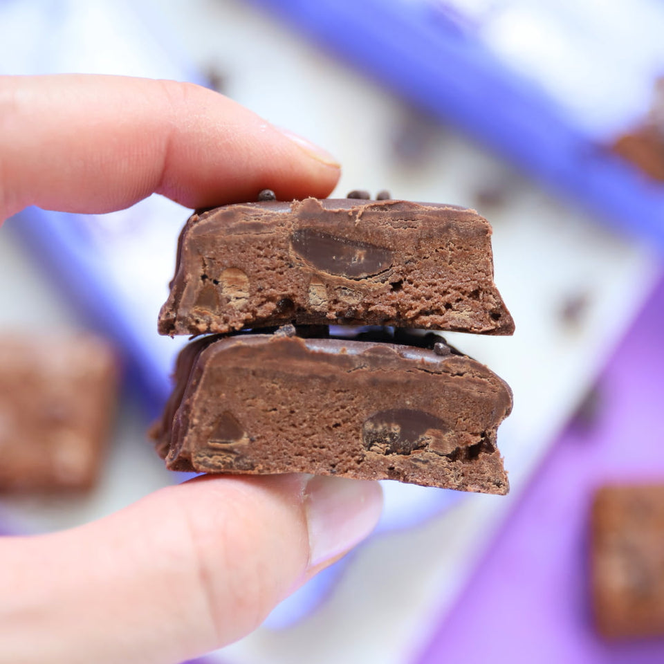 Chocolate Explosion Overload Quest Proteinriegel | Maxipack mit 12 Stück