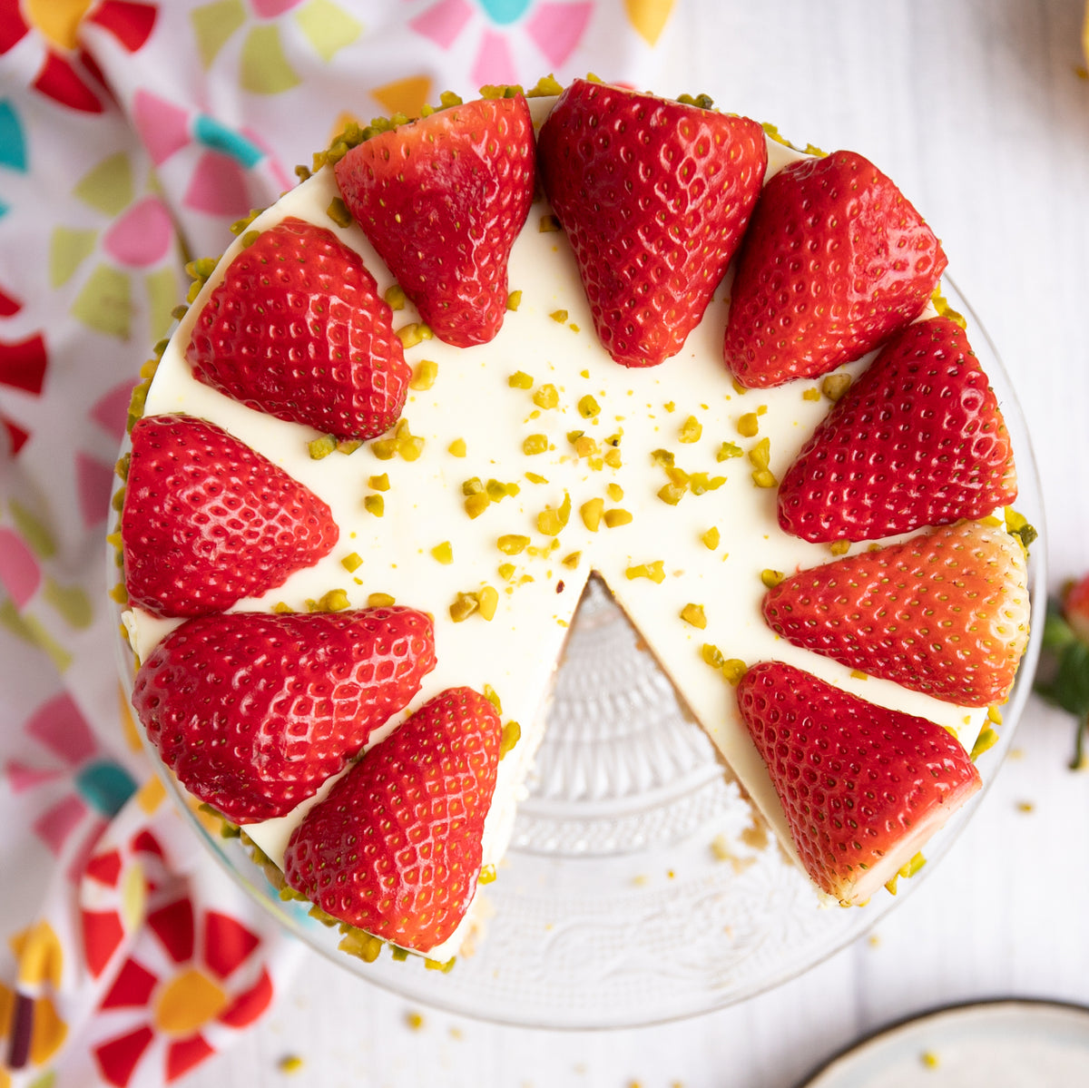 Low-Carb & Keto Erdbeer-Zitronen-Torte ohne Zuckerzusatz