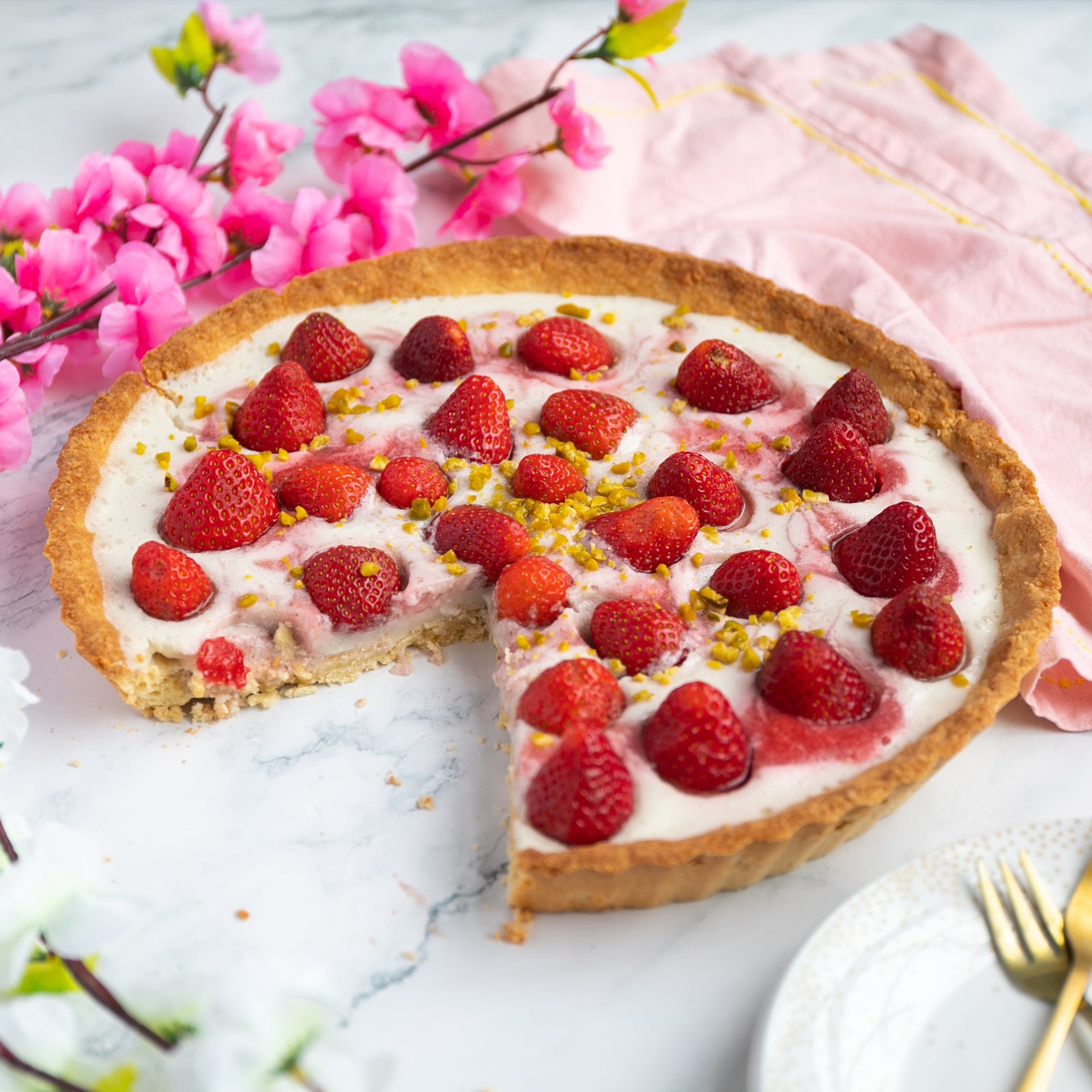 Low-Carb & Keto Vanillepudding-Tarte mit Erdbeeren