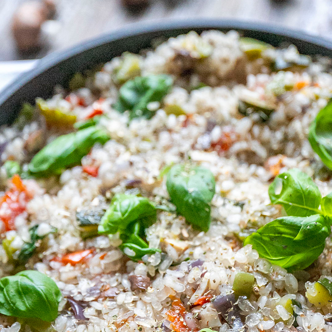 Vegane Keto Gemüse-Reispfanne