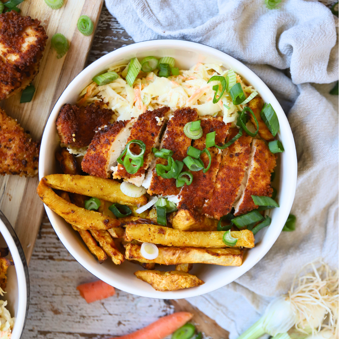Low-Carb Knusper-Hähnchen Bowl
