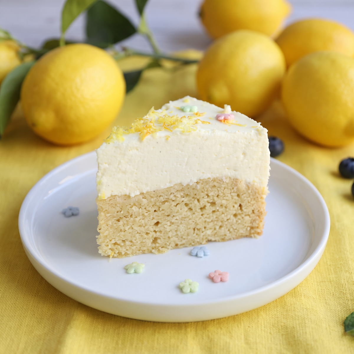 Keto Zitronentorte mit Mönchsfrucht