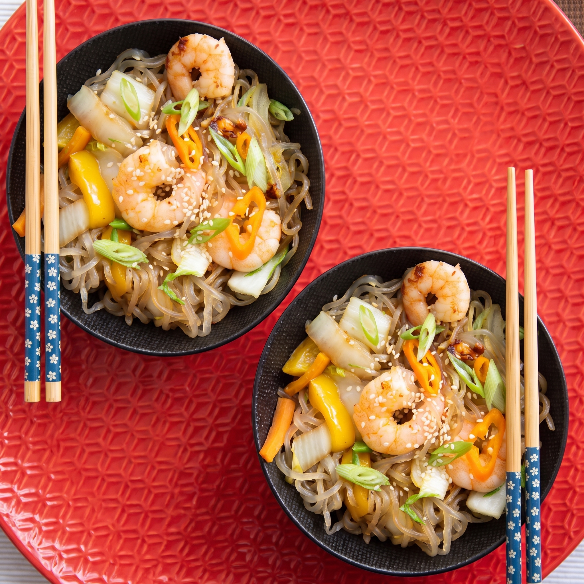 Asiatische Low-Carb & Keto Nudelpfanne