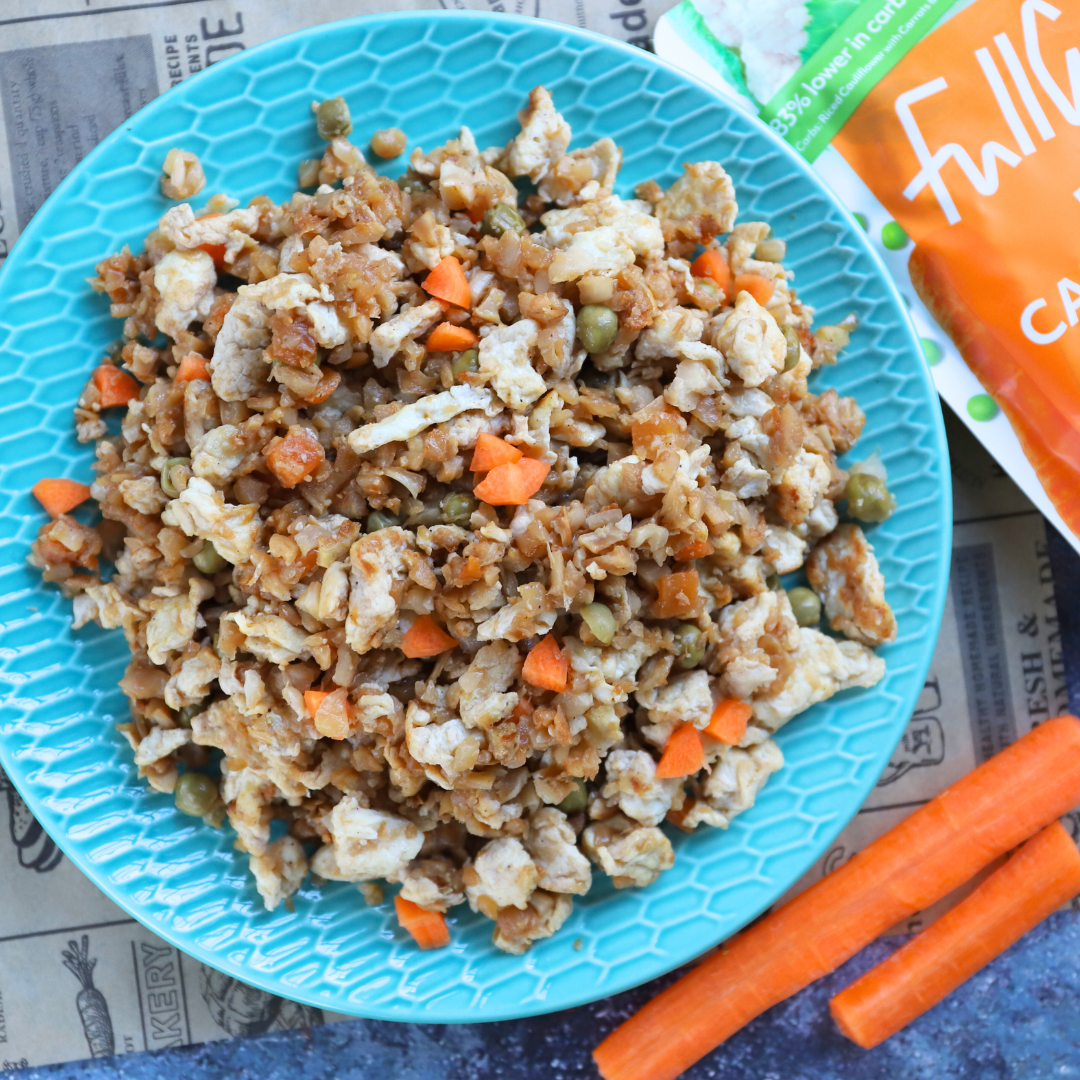 Low-Carb gebratener Blumenkohlreis mit Ei, Fried Rice Style