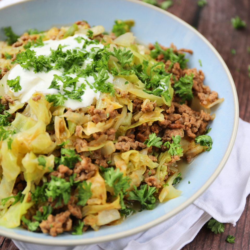 Keto Kohl-Hack-Pfanne
