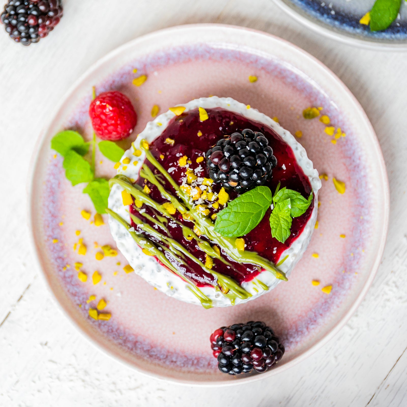 Low-Carb & Keto No Bake Chia Cheesecake
