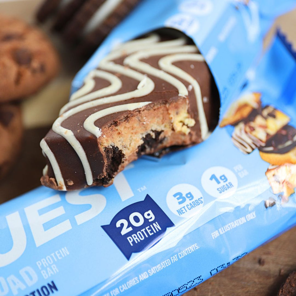 Cookie Commotion Overload Quest Proteinriegel | Maxipack mit 12 Stück