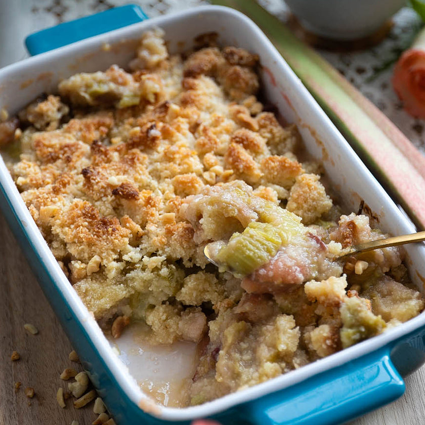 Rhabarber-Erdbeer-Crumble ohne Zuckerzusatz