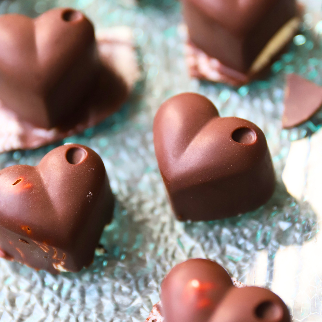 Low-Carb Schoko Mousse Herzen