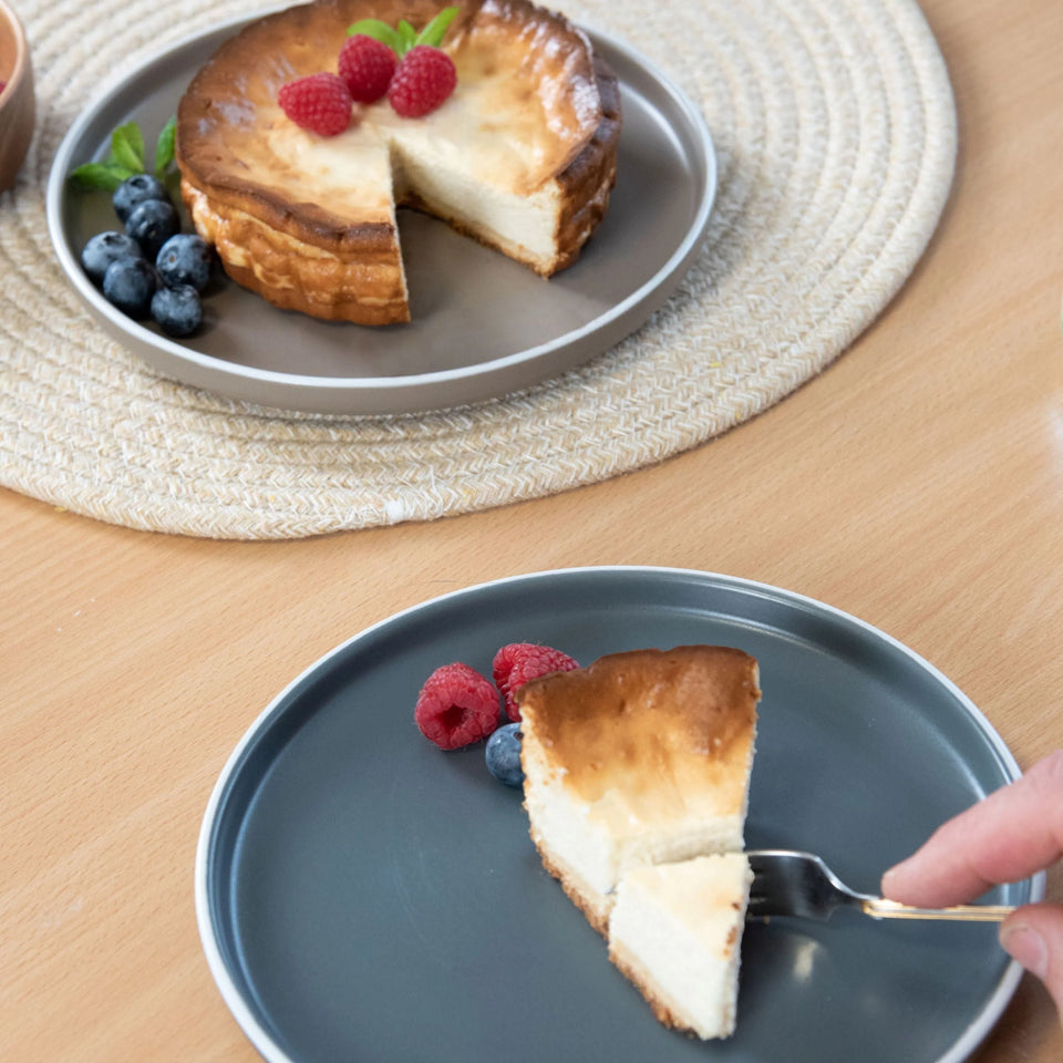 Lower-Carb* Cheesecake fertiggebacken
