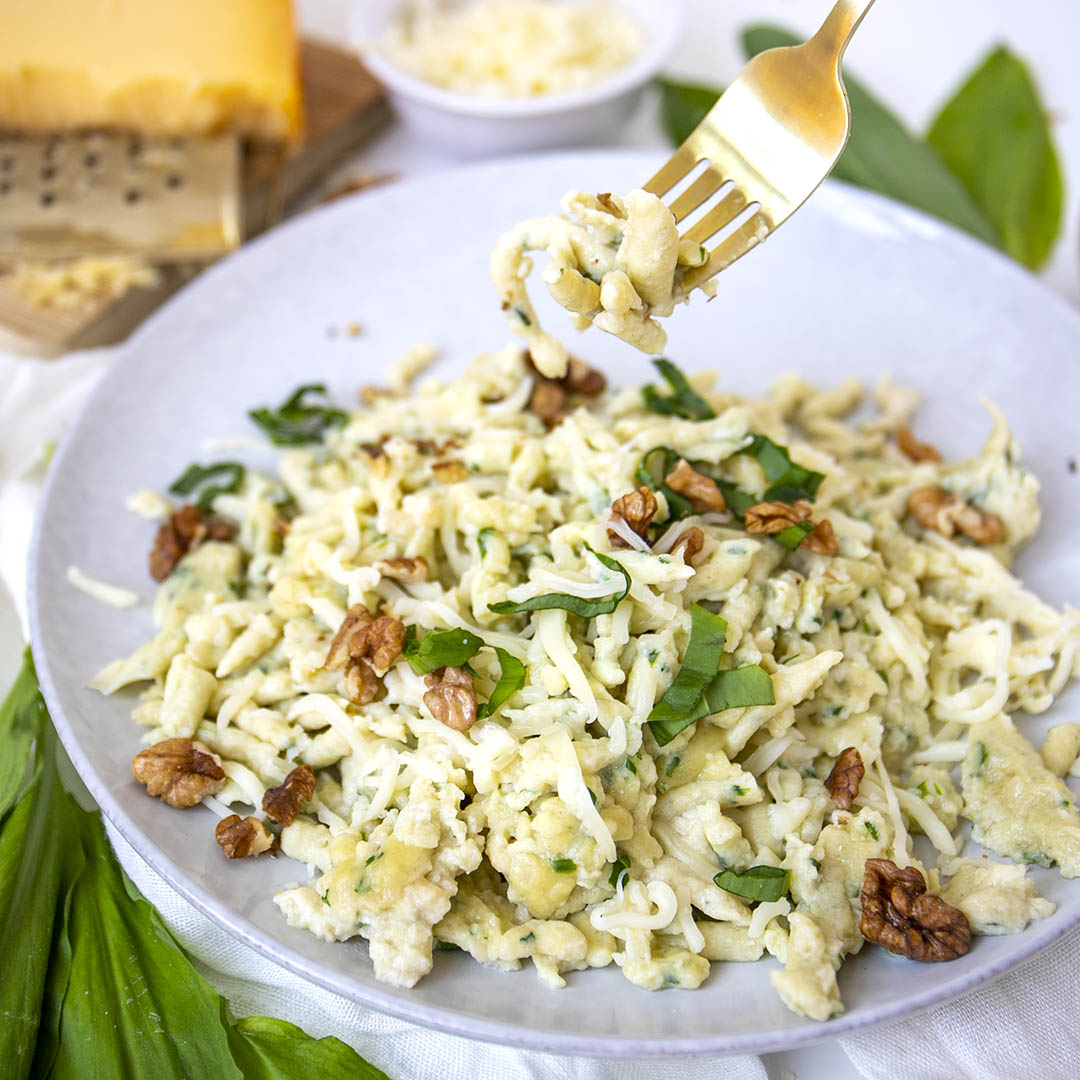 Low-Carb Spätzle mit Bärlauch