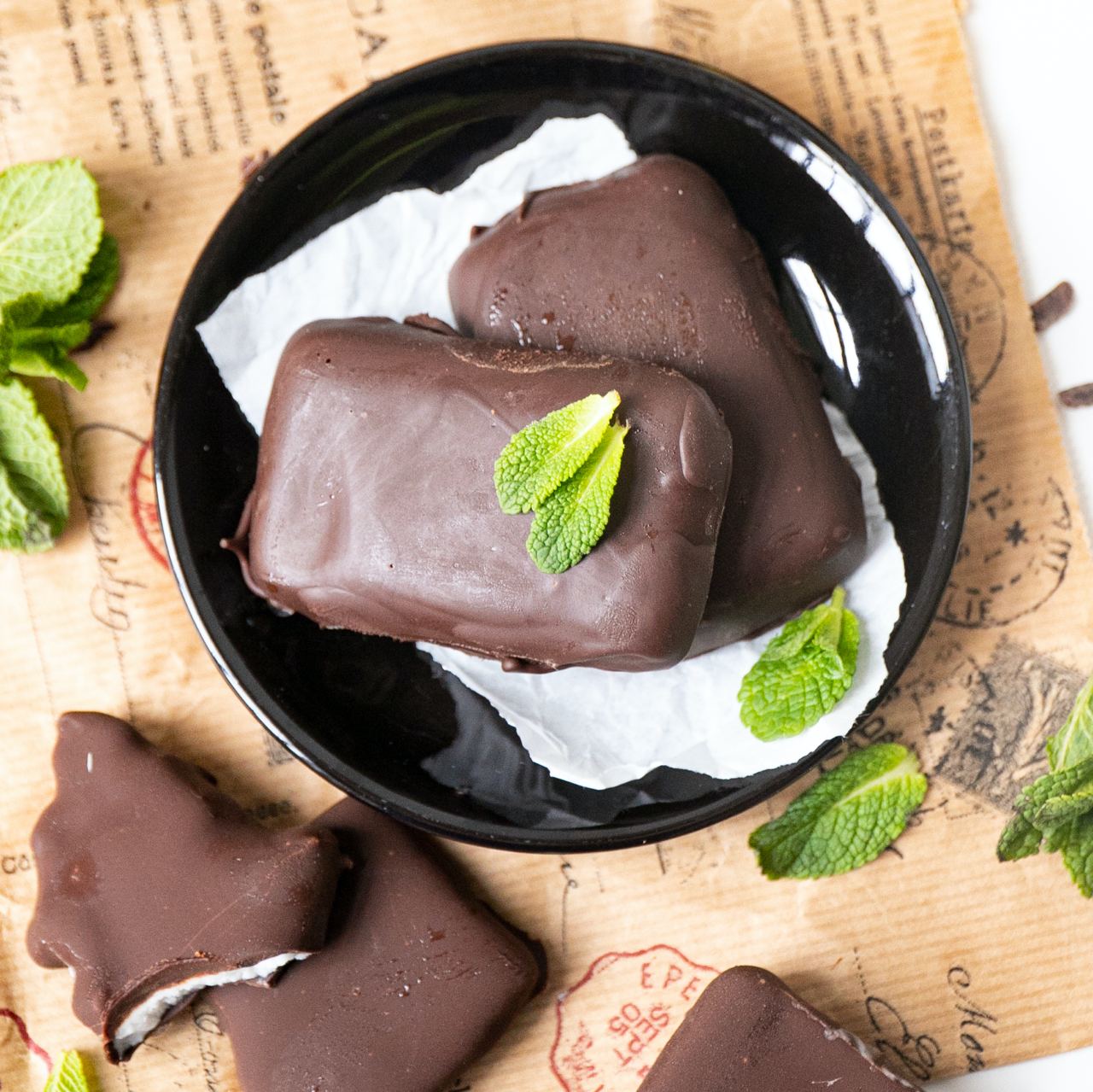 Vegane Keto Schoko-Minz-Bites