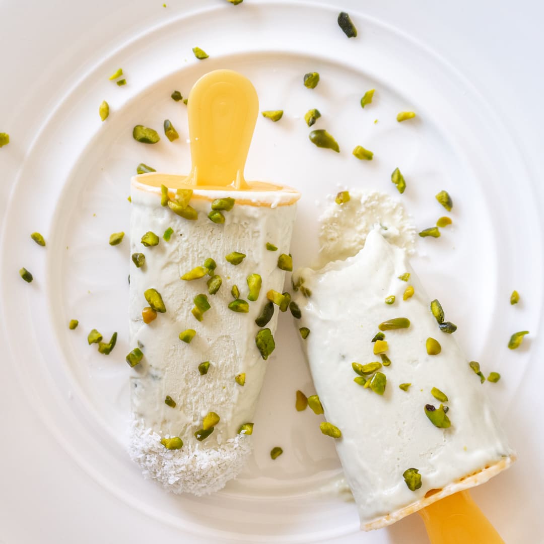 Köstliches Low-Carb Pistazien-Kokos-Eis