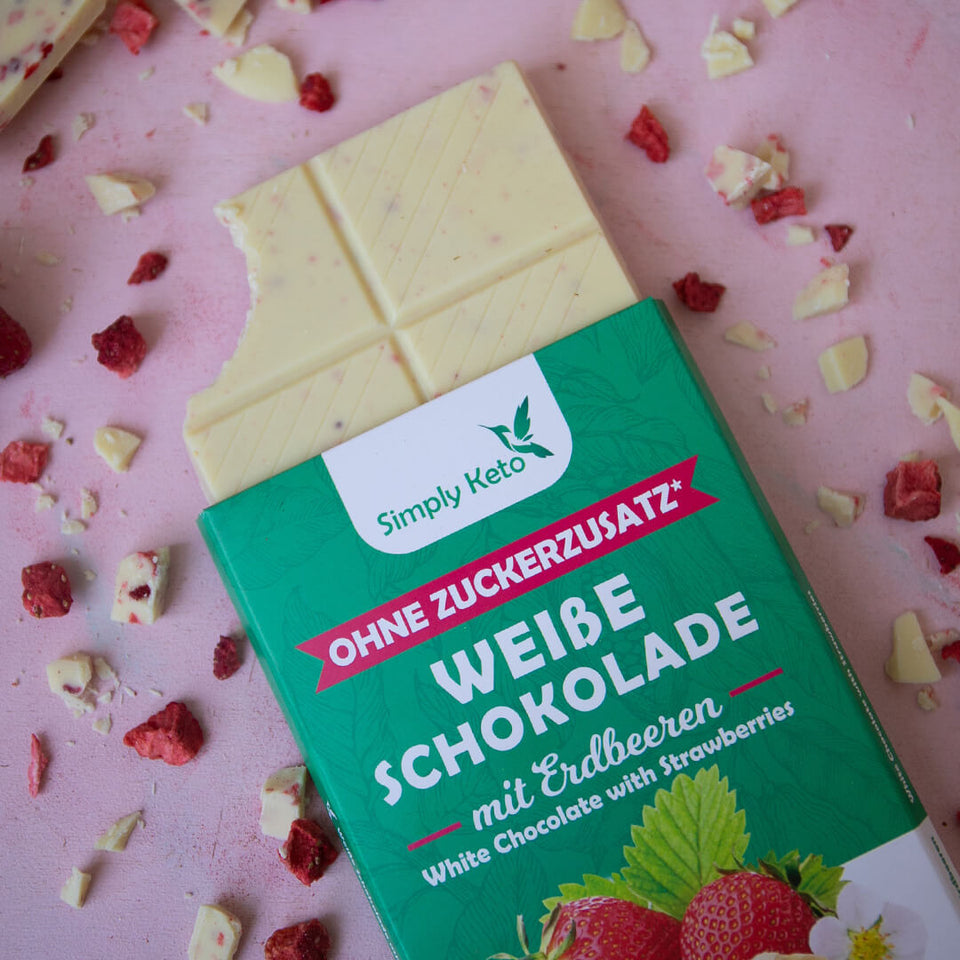 Zuckerreduzierte Weiße Schokolade mit Erdbeeren | 30% Kakao | 12er Pack